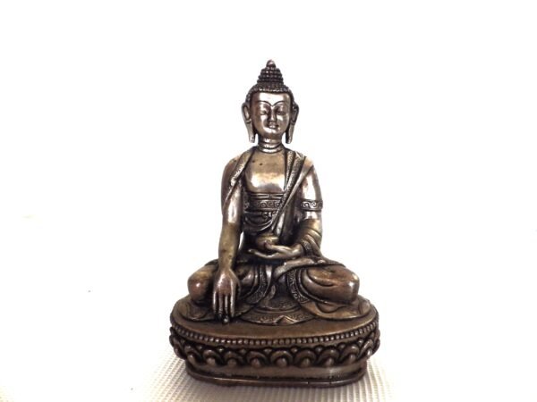 Siddharta Gautama, ou le Bouddha Shakyamuni (prise à la terre) - Bronze argenté - Népal – Image 3