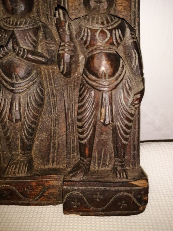 Bas-relief hindou en bois massif – Image 12